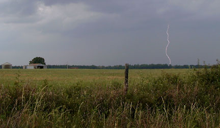 Lightning, South Georgia summer